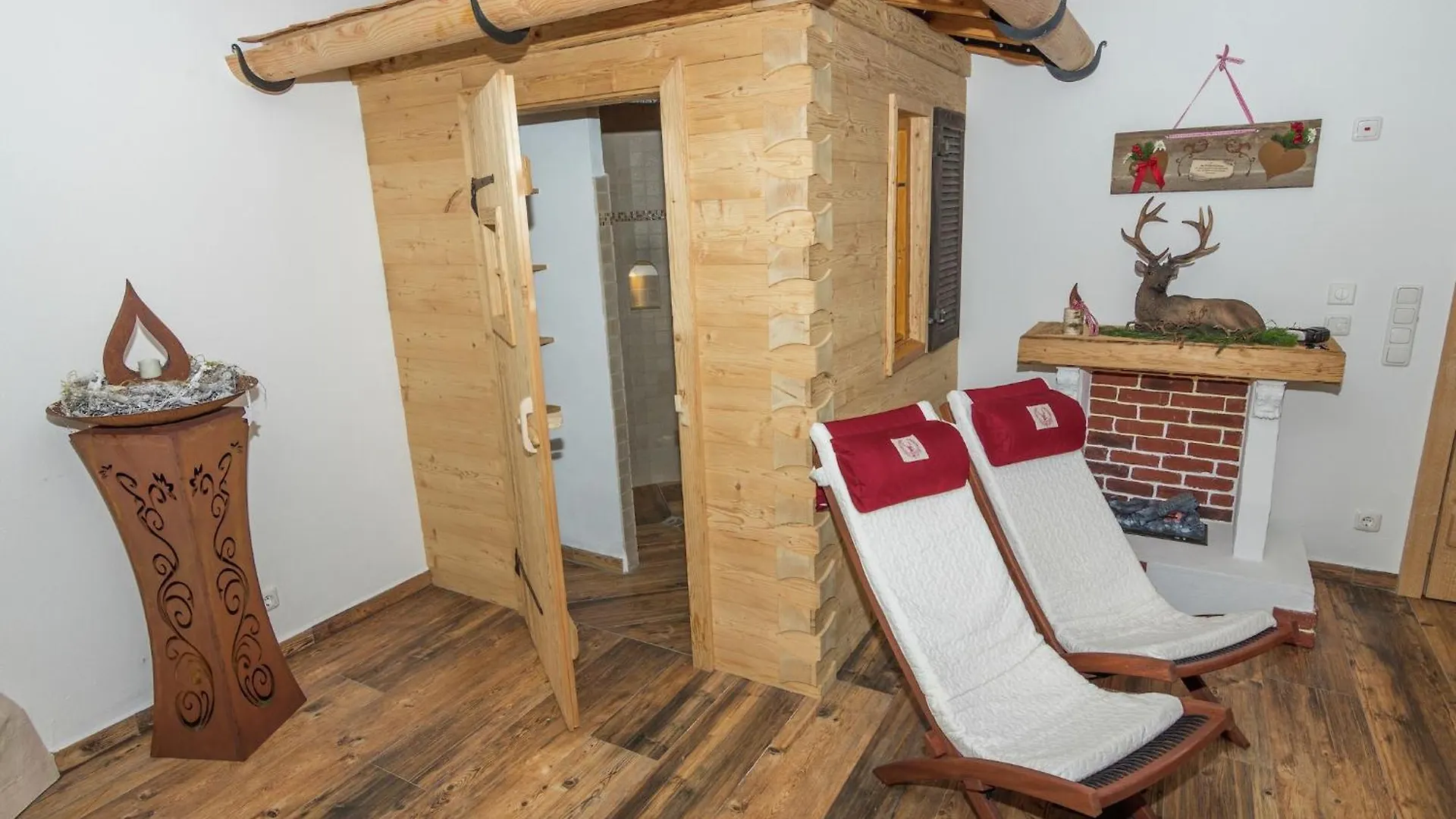 Alluring Holiday Home In Ubersee With Whirlpool