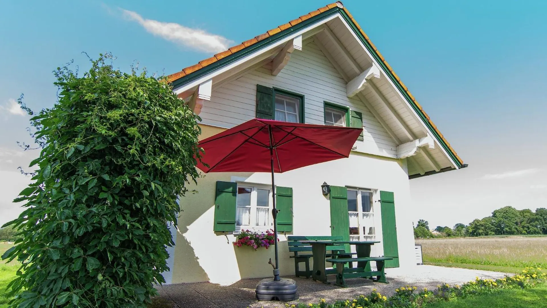 Alluring Holiday Home In Ubersee With Whirlpool