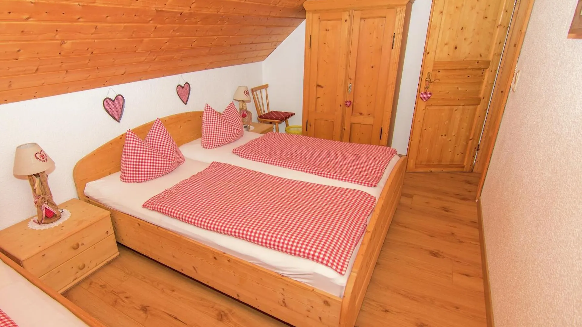 Alluring Holiday Home In Ubersee With Whirlpool