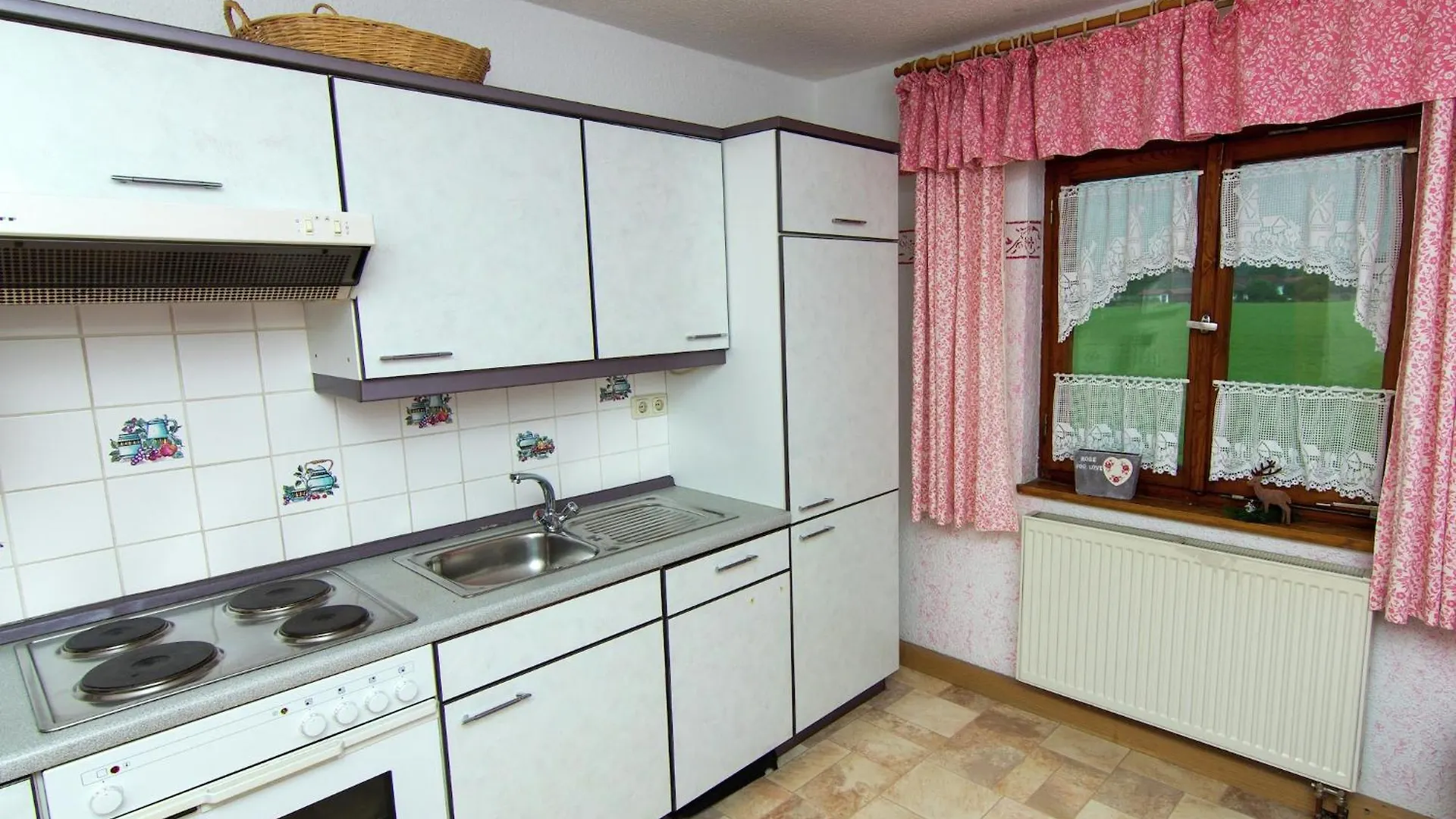Alluring Holiday Home In Ubersee With Whirlpool