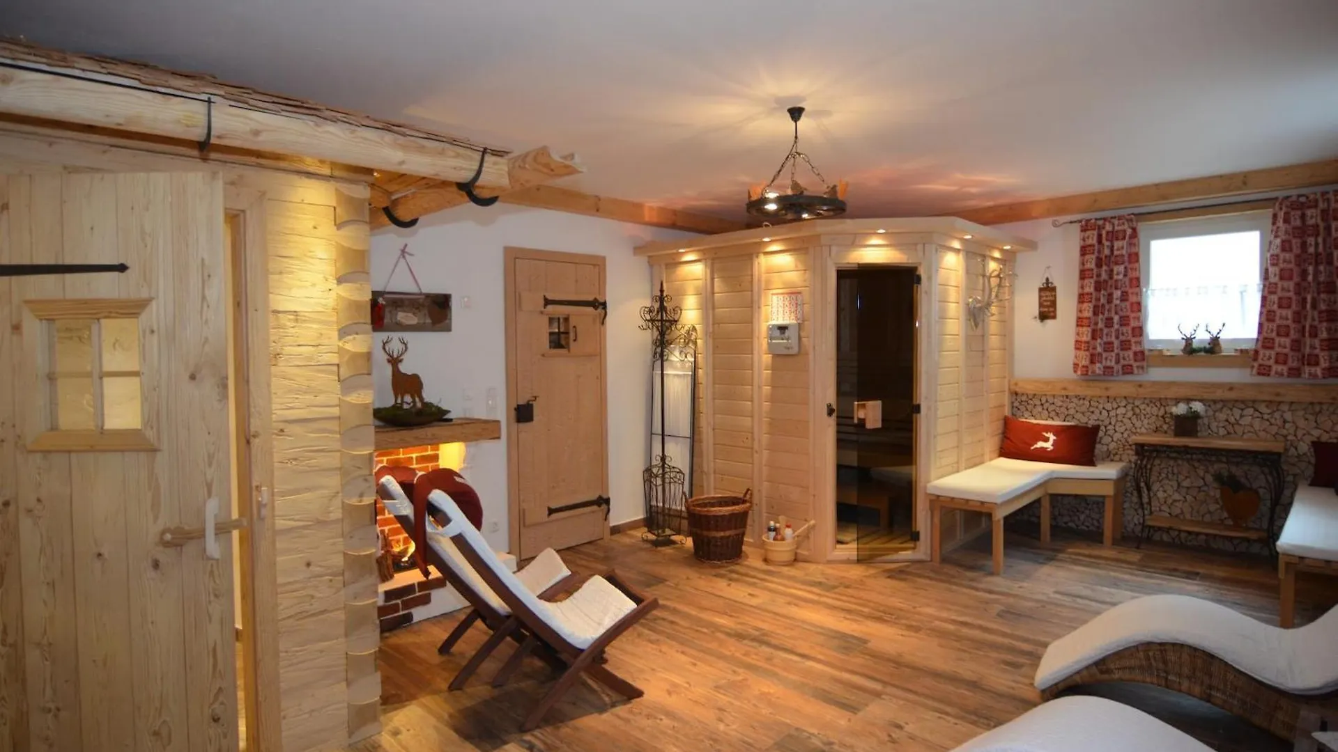 Alluring Holiday Home In Ubersee With Whirlpool