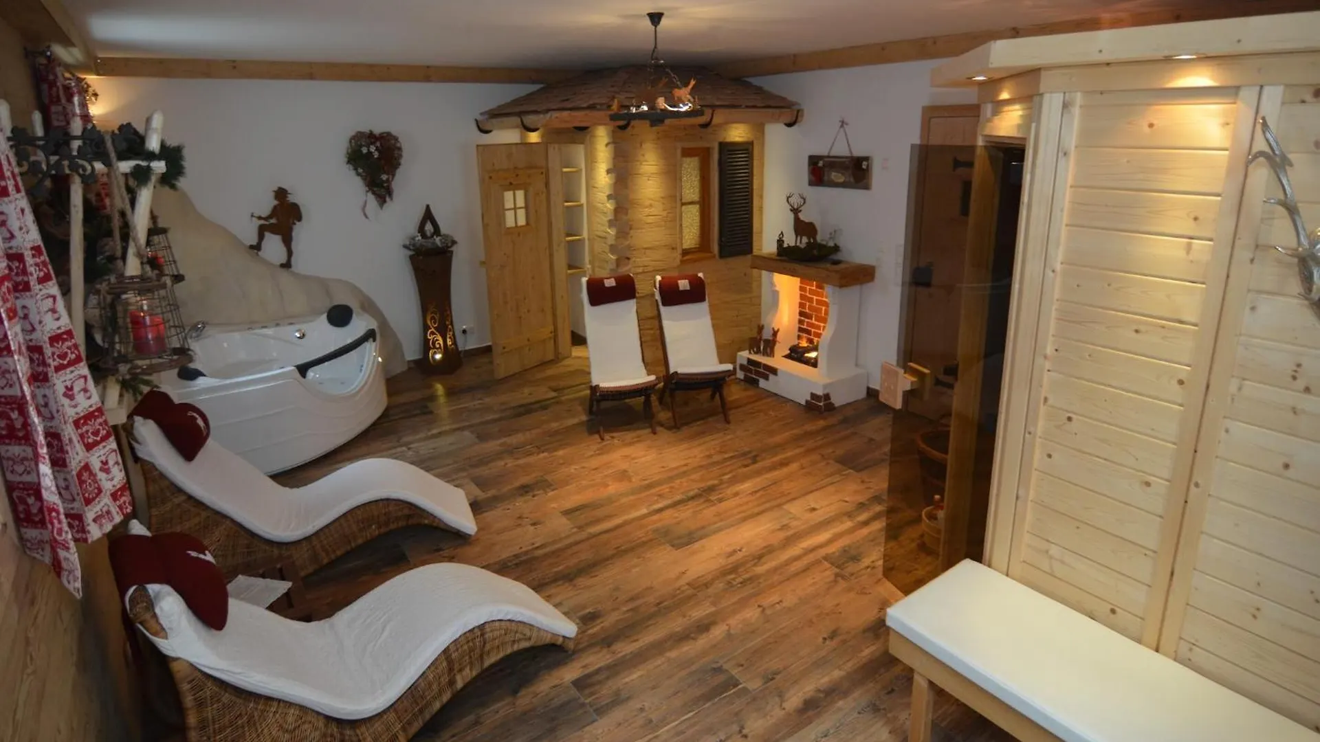 Alluring Holiday Home In Ubersee With Whirlpool