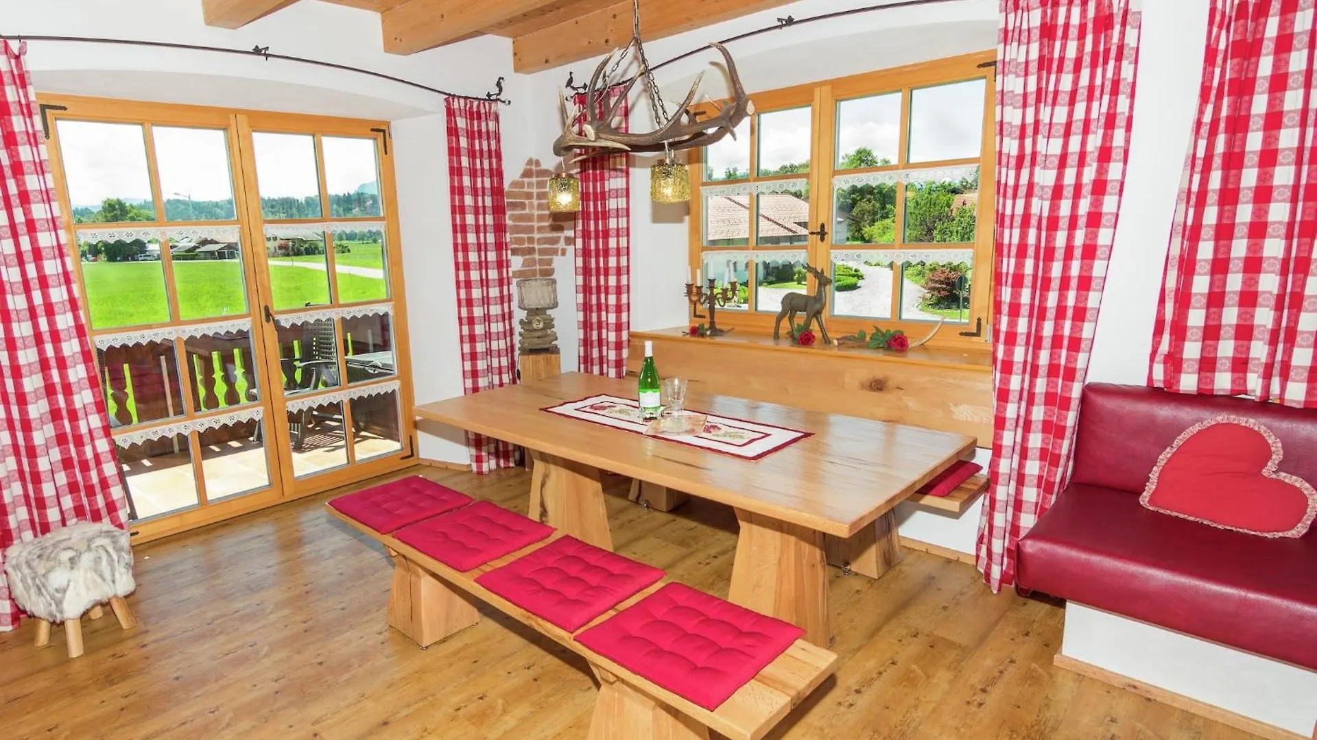 Alluring Holiday Home In Ubersee With Whirlpool